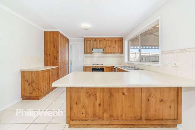 Fifth view of Homely house listing, 6 Michelle Court, Carrum Downs VIC 3201