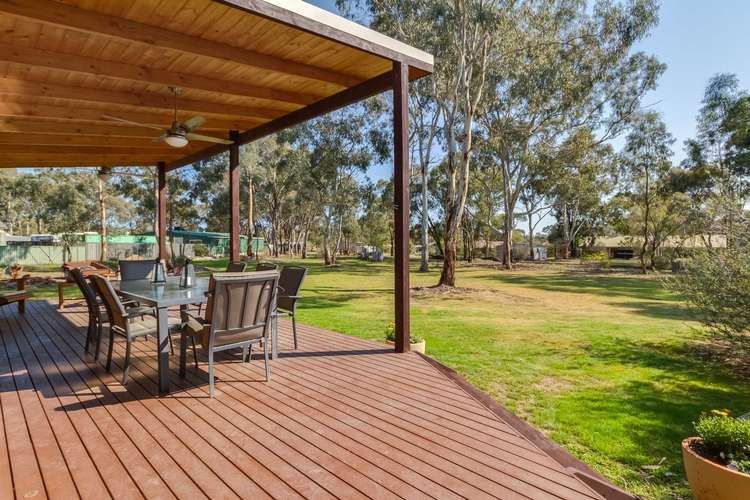 Fifth view of Homely house listing, 4 Tchumlock Court, Ascot VIC 3551