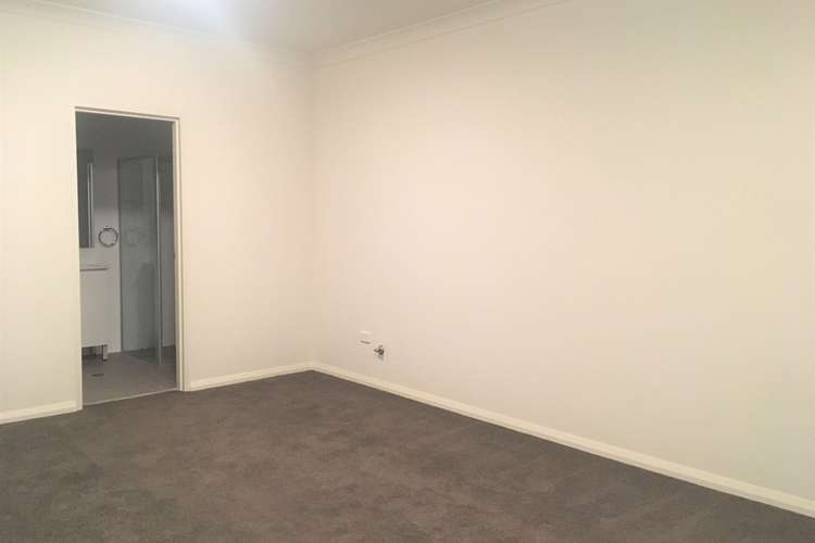 Main view of Homely studio listing, 20A/51 Bonnyrigg Avenue, Bonnyrigg NSW 2177