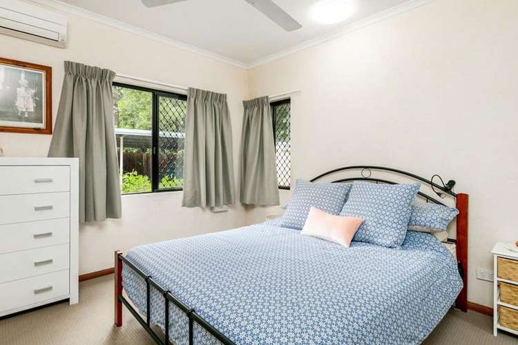 Fifth view of Homely unit listing, 4/319 Severin Street, Parramatta Park QLD 4870