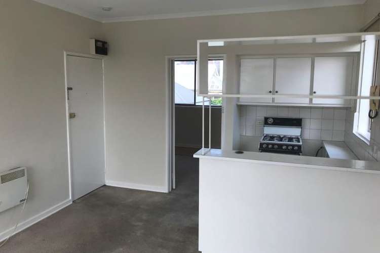 Second view of Homely flat listing, 7/8 Belgrave Street, Hawthorn VIC 3122