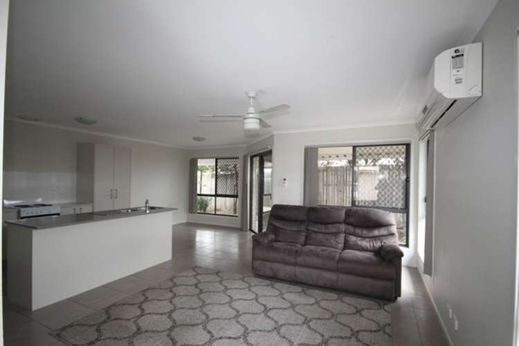 Fifth view of Homely semiDetached listing, 2/86 Valentine Circuit, Augustine Heights QLD 4300