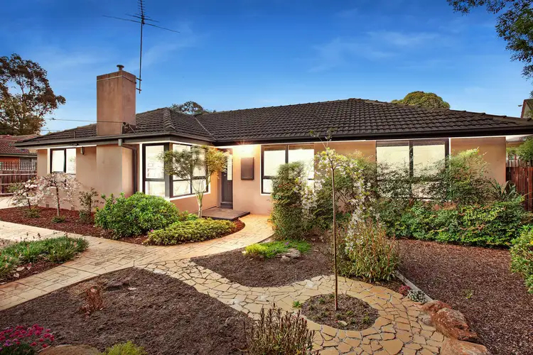 72 Mount View Parade, Croydon VIC 3136