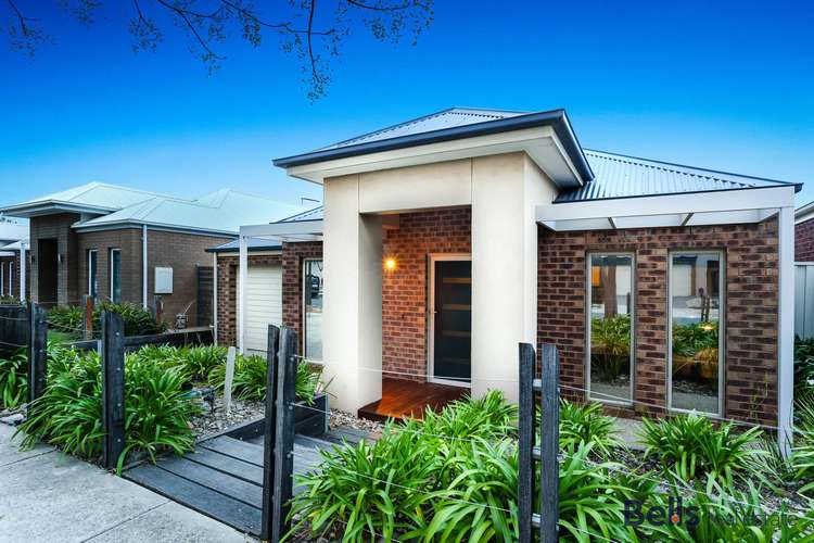 Second view of Homely house listing, 5 Ridgegreen View, Caroline Springs VIC 3023