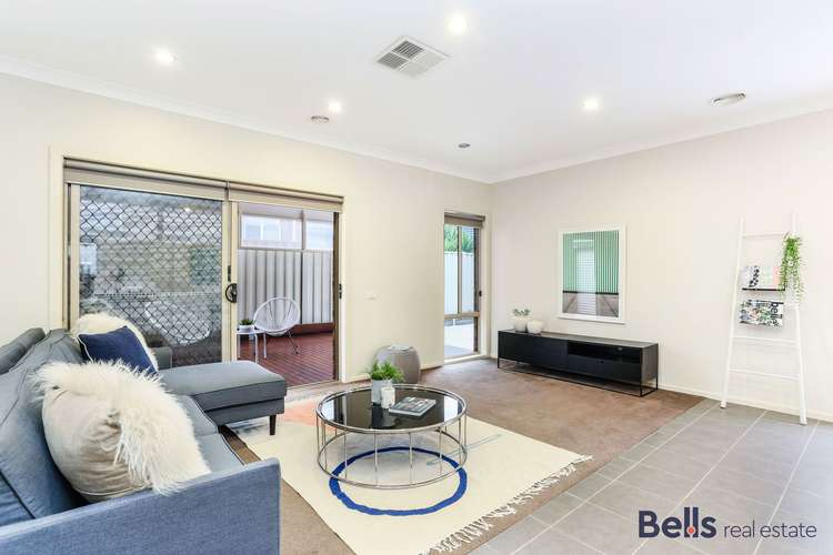 Fifth view of Homely house listing, 5 Ridgegreen View, Caroline Springs VIC 3023