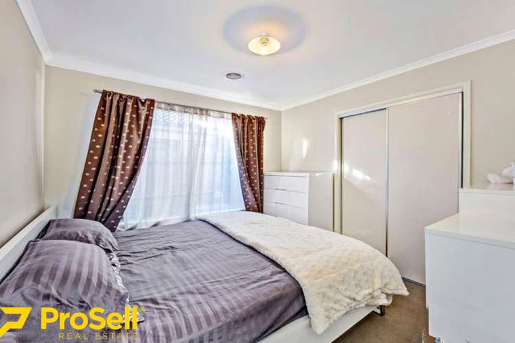 Fifth view of Homely house listing, 18 Ventosa Way, Werribee VIC 3030