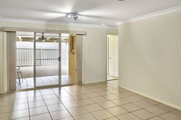 Third view of Homely unit listing, 2/45 Carnarvon Circuit, East Maitland NSW 2323