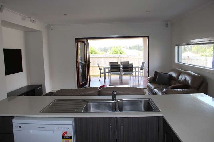 Fifth view of Homely house listing, 3 Davidshone Close, Doolandella QLD 4077