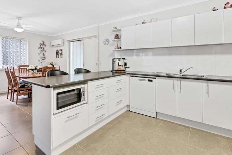 Fourth view of Homely apartment listing, 2/11 Illawong Street, Chevron Island QLD 4217