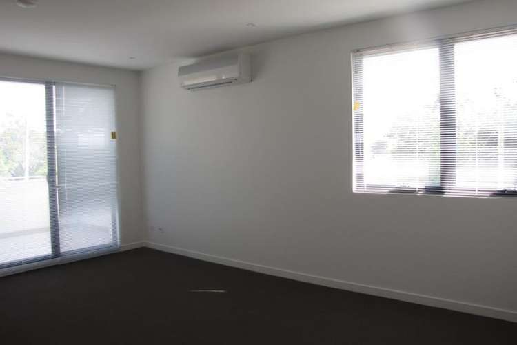 Second view of Homely apartment listing, 4/502 Elgar Road, Box Hill North VIC 3129