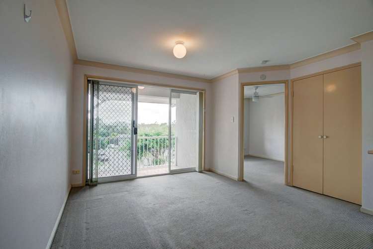 Fifth view of Homely apartment listing, 18/7 Illawong Street, Chevron Island QLD 4217