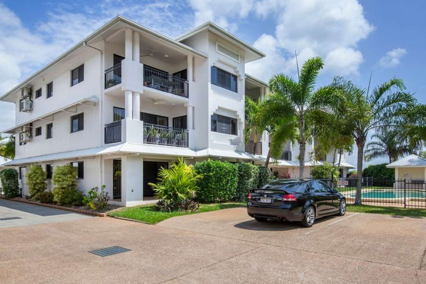 Main view of Homely unit listing, 17/293 The Esplanade, Cairns North QLD 4870