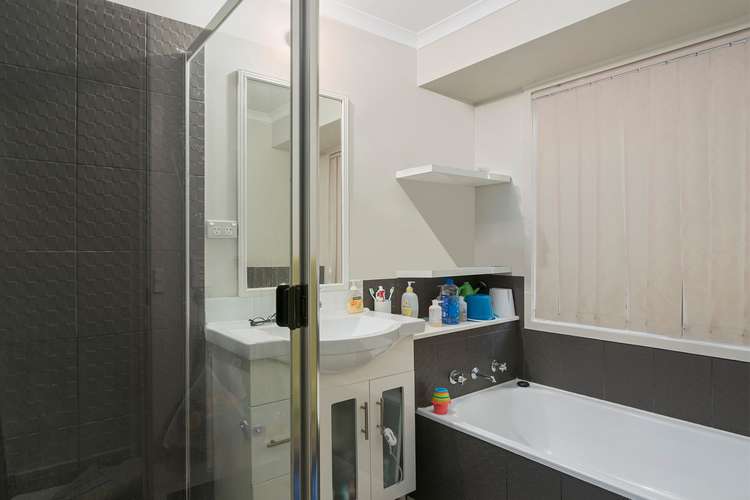 Fourth view of Homely house listing, 5 Cabot Court, Merrimac QLD 4226