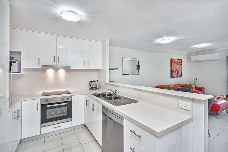 Third view of Homely townhouse listing, 18/50-54 Birch Street, Manunda QLD 4870