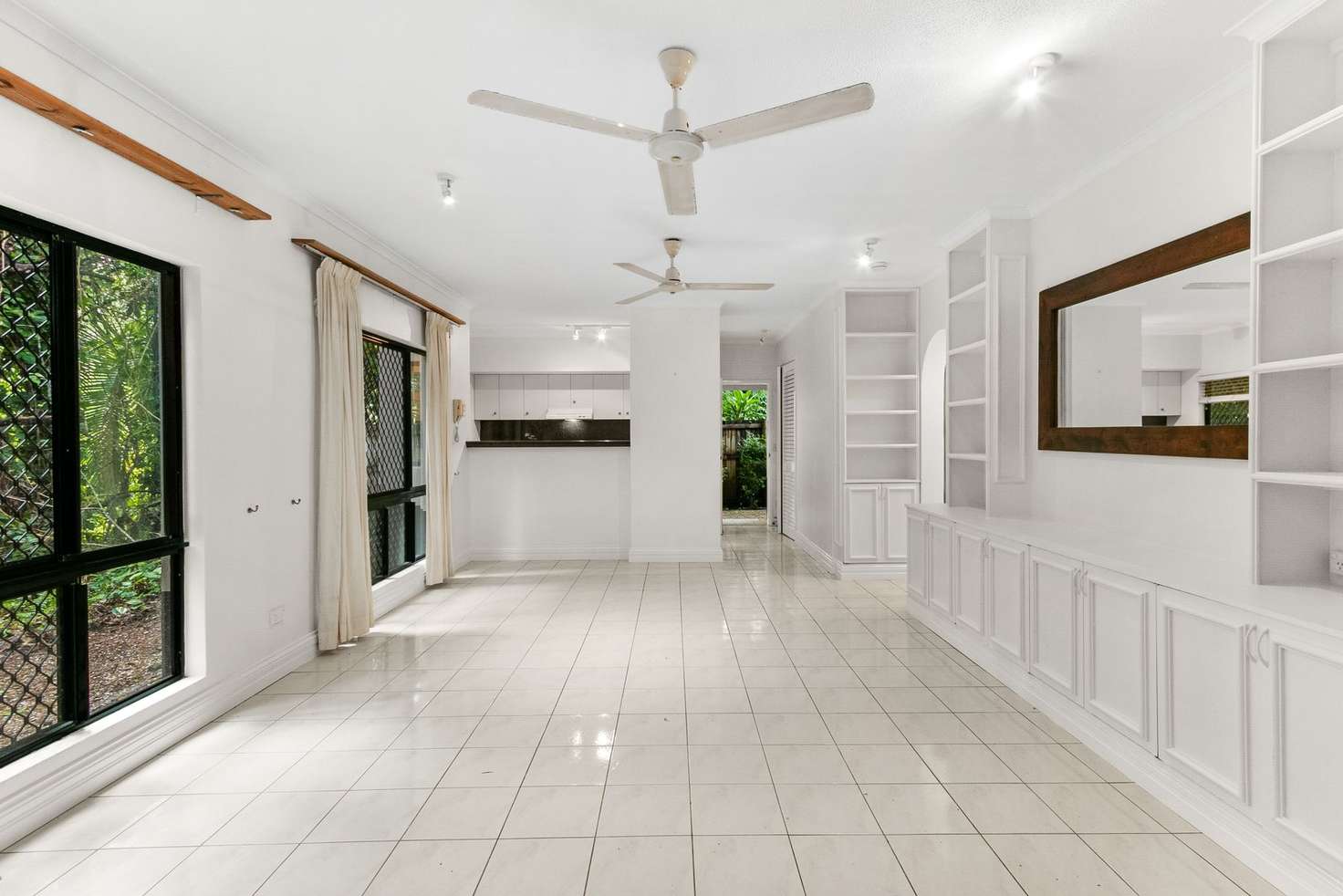 Main view of Homely unit listing, 4/353 Severin Street, Parramatta Park QLD 4870