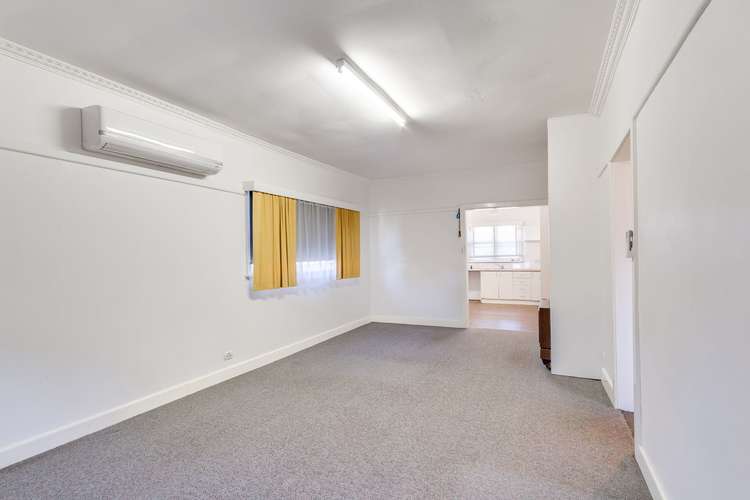 Fifth view of Homely house listing, 220 Mackenzie Street, Golden Square VIC 3555