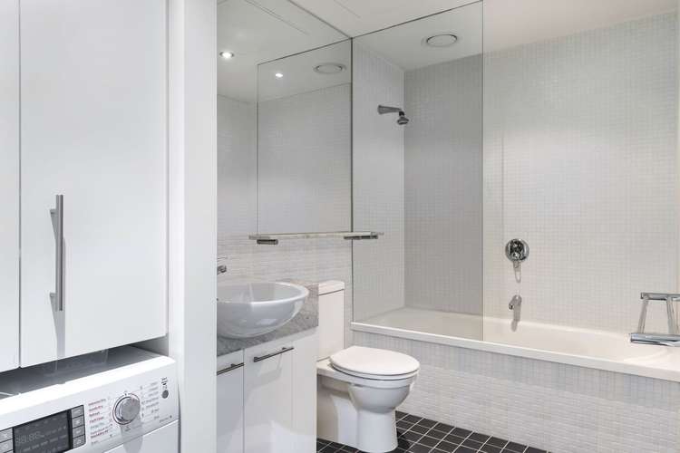 Sixth view of Homely apartment listing, 406/225 Elizabeth, Melbourne VIC 3000
