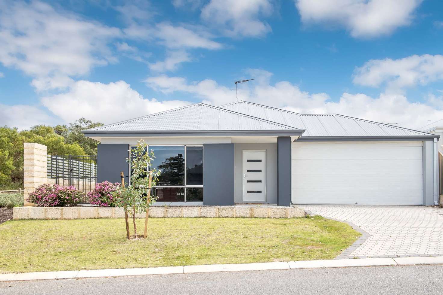 Main view of Homely house listing, 11 Vive Avenue, Craigie WA 6025