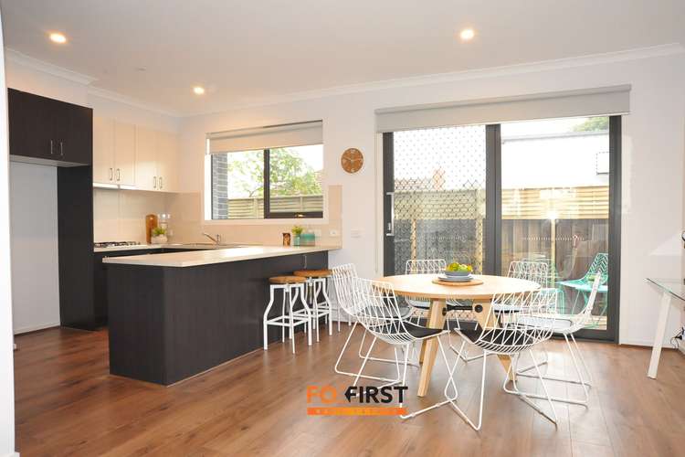 Main view of Homely townhouse listing, Room 4/2/11 Franklin Court, Frankston VIC 3199