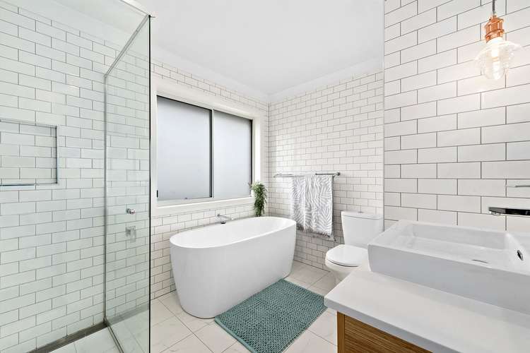 Sixth view of Homely house listing, 7 Bellavia Street, Cameron Park NSW 2285