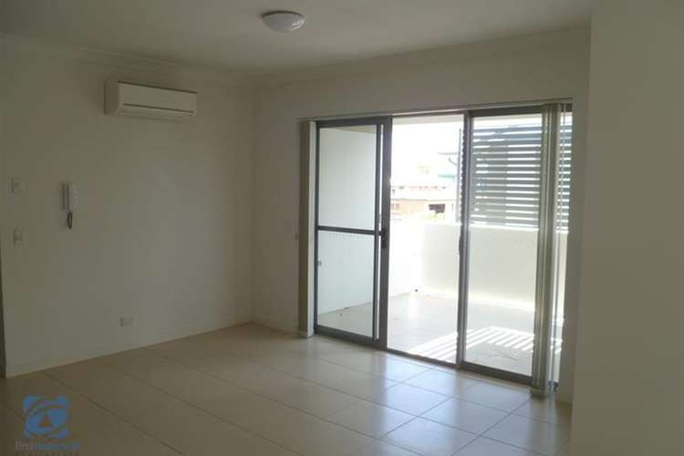 Fifth view of Homely townhouse listing, 913/8 Win Street, Eight Mile Plains QLD 4113