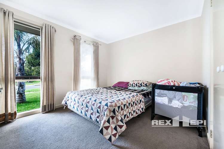 Fifth view of Homely house listing, 15 Hyssop Drive, Hallam VIC 3803