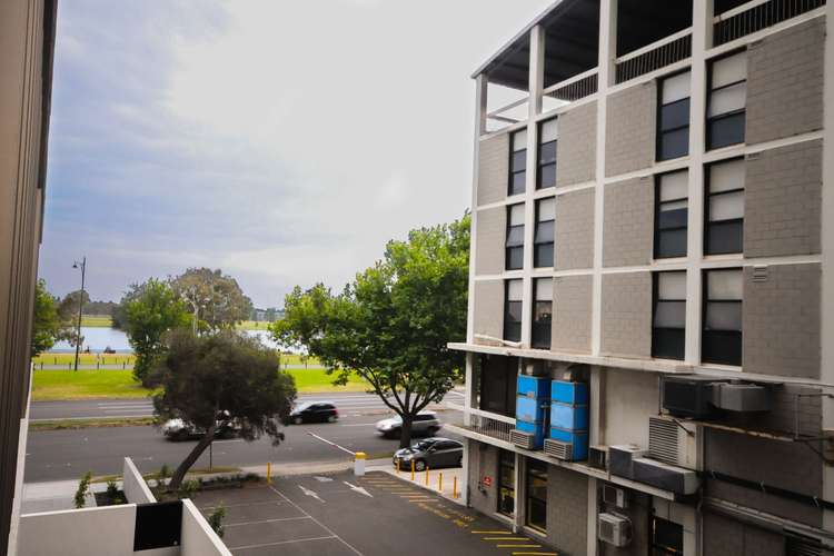 Third view of Homely apartment listing, 212/70 Queens Road, Melbourne VIC 3004