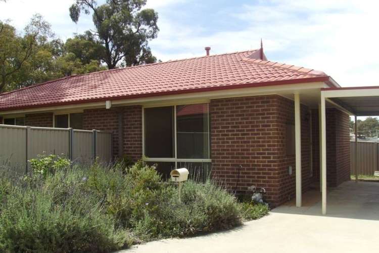 Second view of Homely house listing, 2 Commins Place, Flora Hill VIC 3550
