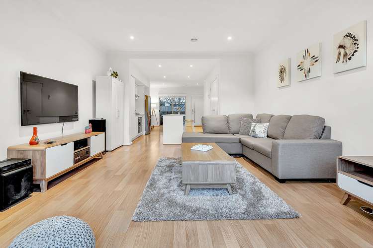 Main view of Homely townhouse listing, 4/8 Moresby Court, Craigieburn VIC 3064