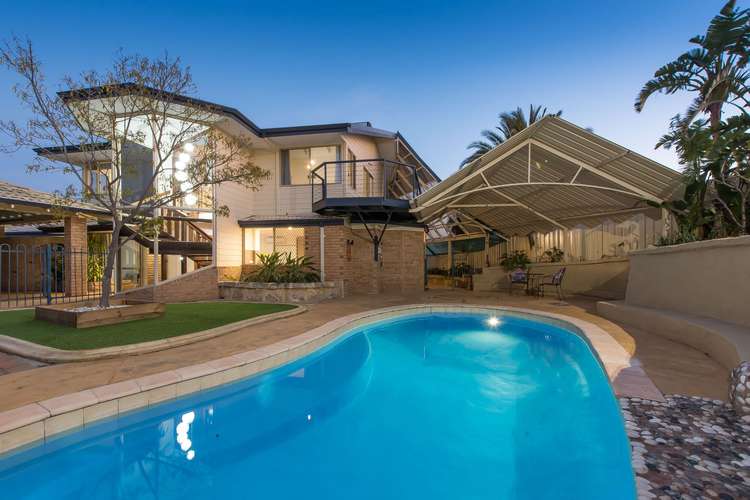 Second view of Homely house listing, 9 Alan Court, Beldon WA 6027