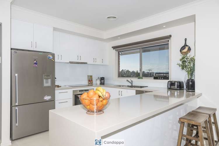 Fifth view of Homely house listing, 5 Callistemon Crescent, Drouin VIC 3818