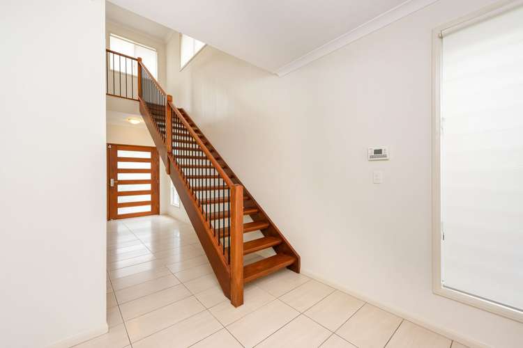 Second view of Homely house listing, 10 Annand Street, Oxley QLD 4075