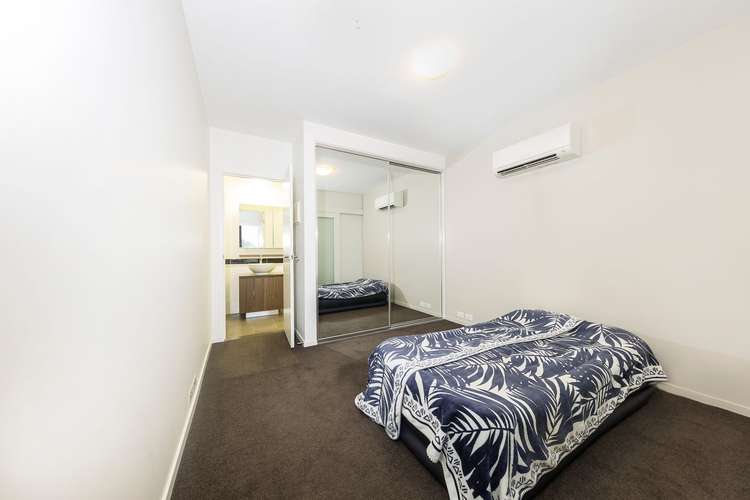 Fifth view of Homely apartment listing, 2702/350 William Street, Melbourne VIC 3000