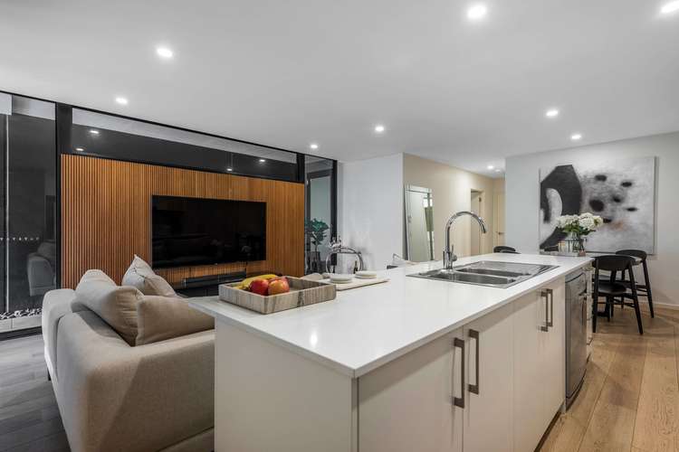 Sixth view of Homely apartment listing, 14/111 Canberra Avenue, Griffith ACT 2603