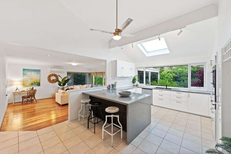 Main view of Homely house listing, 19 Collaroy Court, Kallaroo WA 6025