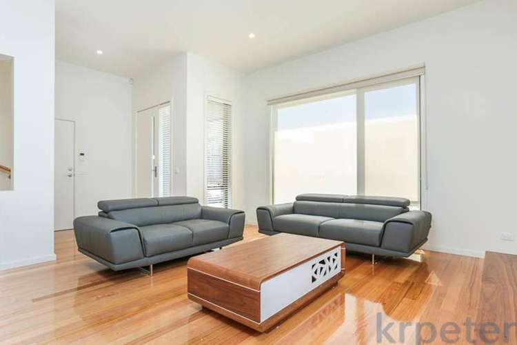 Second view of Homely house listing, 1 Pindan Court, Mount Waverley VIC 3149