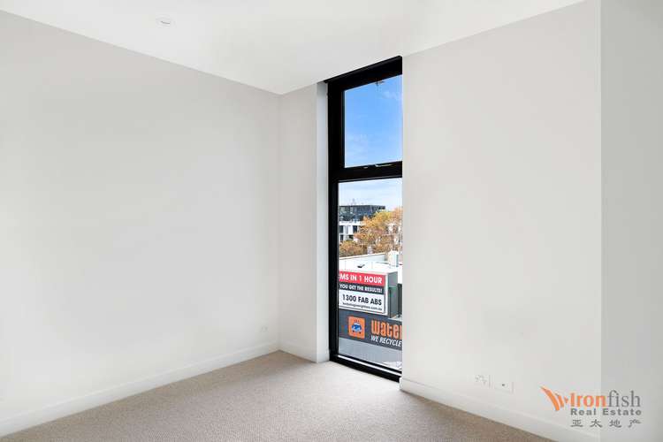 Fifth view of Homely apartment listing, 305/150 Dudley Street, West Melbourne VIC 3003