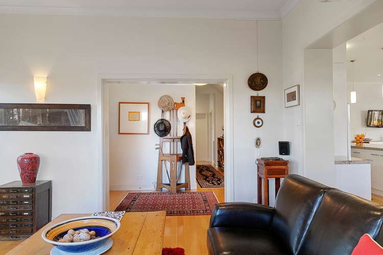Second view of Homely house listing, 10 Lilac Street, Bendigo VIC 3550