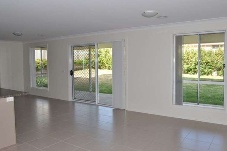 Fifth view of Homely house listing, 2 Bluegum Close, Kelso NSW 2795