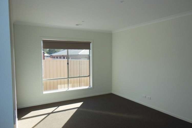 Fifth view of Homely house listing, 3 Cumberland Terrace, Strathfieldsaye VIC 3551