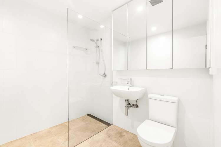 Fifth view of Homely apartment listing, 106/1A Eden Street, North Sydney NSW 2060