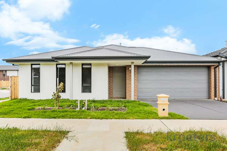 Main view of Homely house listing, 63 Beatrix Circuit, Officer VIC 3809