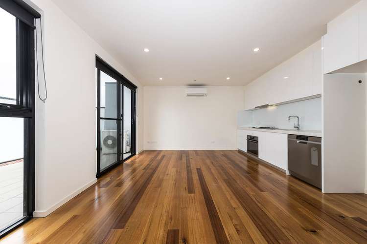 Third view of Homely apartment listing, 5/366 Pascoe Vale Road, Strathmore VIC 3041