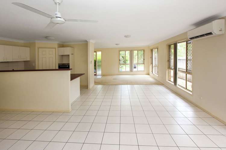 Second view of Homely house listing, 5 Turnberry Close, Oxley QLD 4075