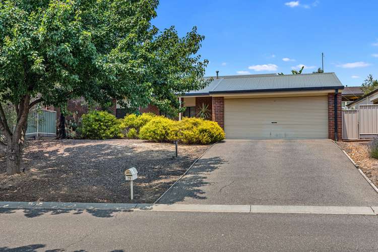 Second view of Homely house listing, 19 Irkara Drive, Kennington VIC 3550