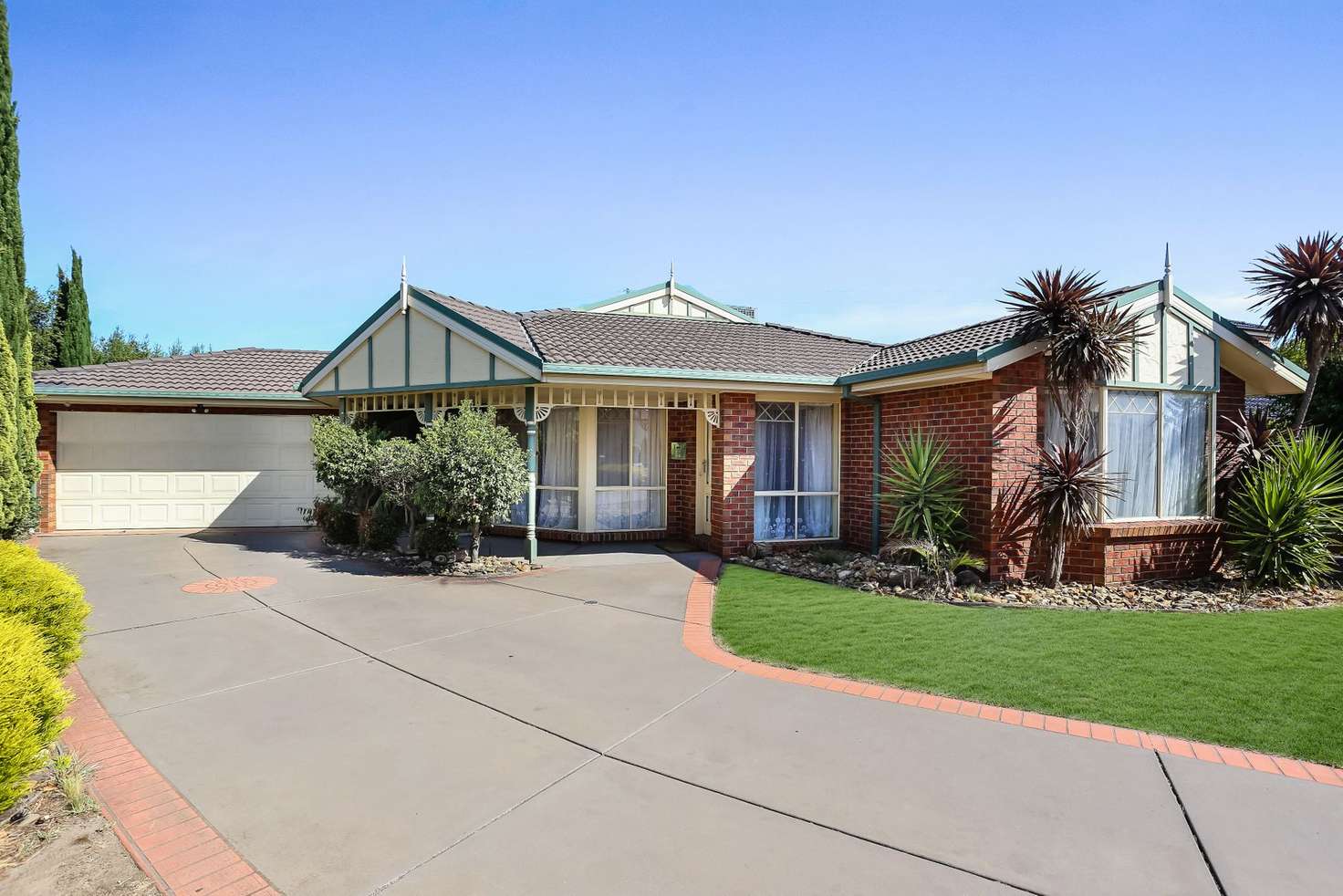 Main view of Homely house listing, 5 Cambridge Crescent, Taylors Lakes VIC 3038