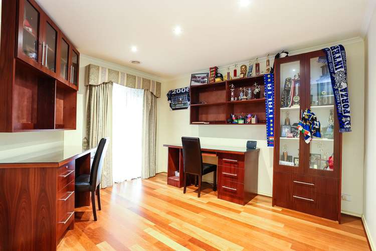 Fifth view of Homely house listing, 5 Cambridge Crescent, Taylors Lakes VIC 3038