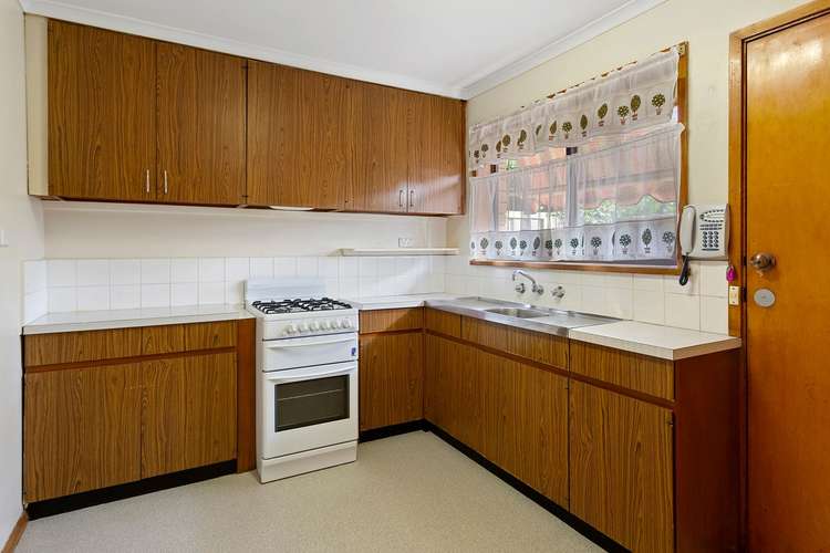 Fifth view of Homely unit listing, 1/5 Carpenter Street, Kangaroo Flat VIC 3555