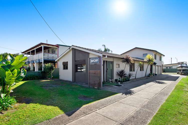 17 Golf Links Drive, Batemans Bay NSW 2536