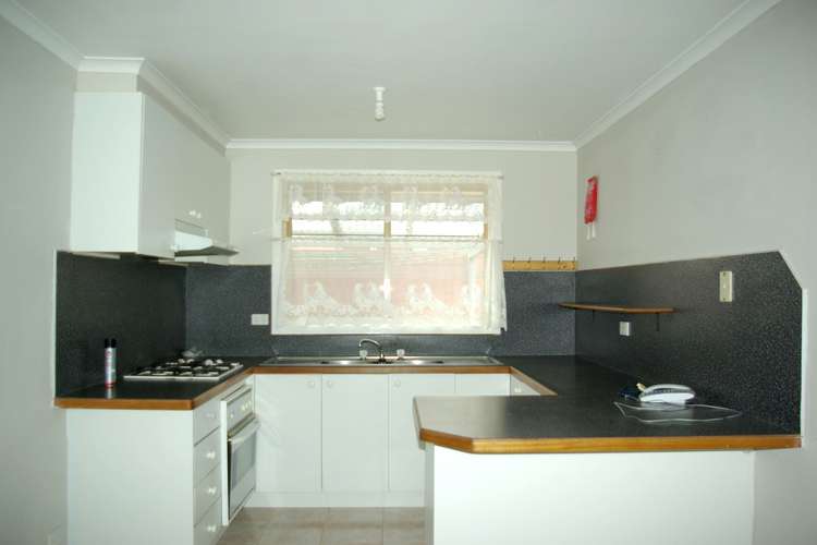 Fifth view of Homely unit listing, 2/34 Graham Street, Sunshine VIC 3020